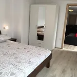 Tisno Central Apartments * Tisno