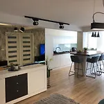 Tisno Central Apartments Apartman