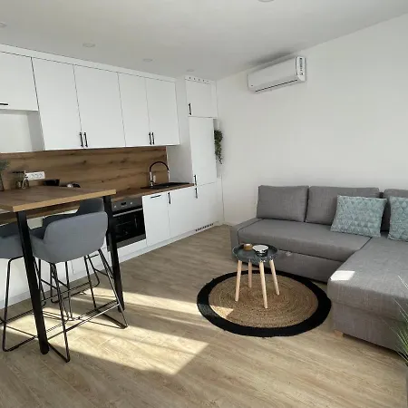 Apartment Tisno Central Apartments