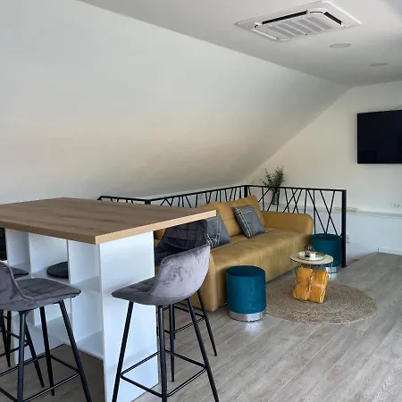 Apartment Tisno Central Apartments