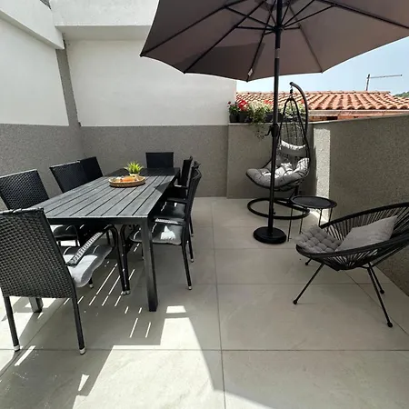 Tisno Central Apartments * Tisno