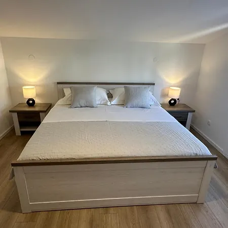 Tisno Central Apartments Tisno