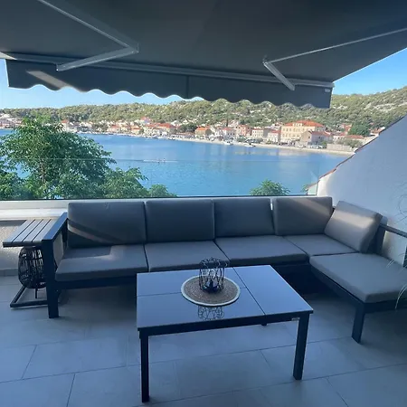 Apartman Tisno Central Apartments *