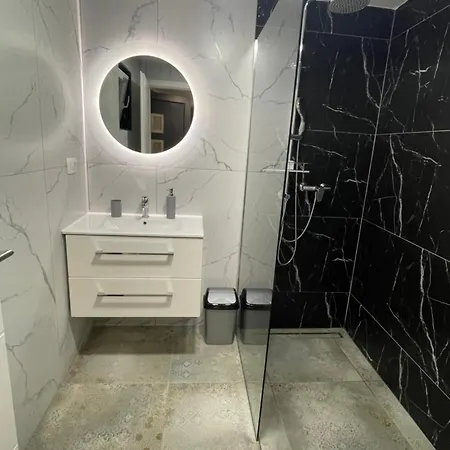 Apartment Tisno Central Apartments