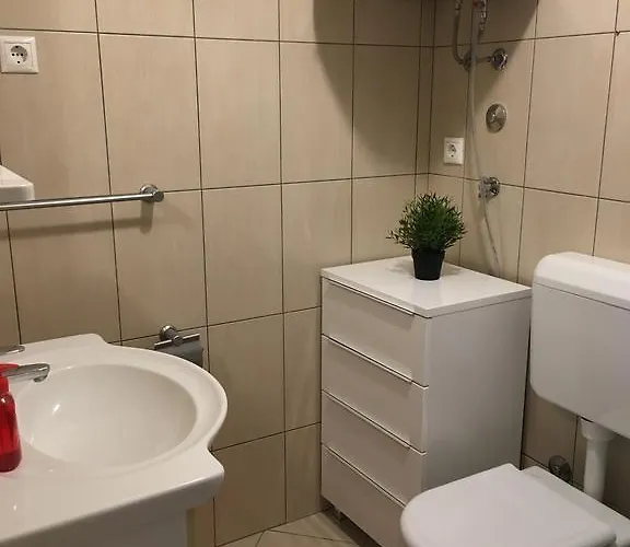 Апартаменты Tisno Central Apartments *