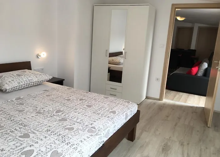 Tisno Central Apartments * Tisno