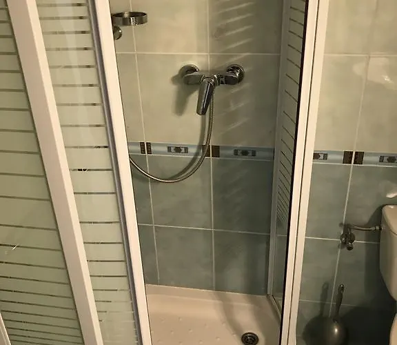 Апартаменты Tisno Central Apartments