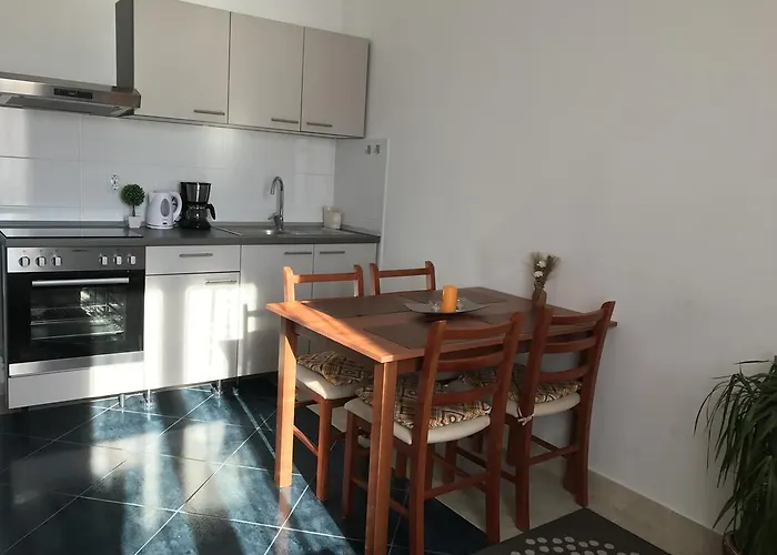 Apartment Tisno Central Apartments Tisno