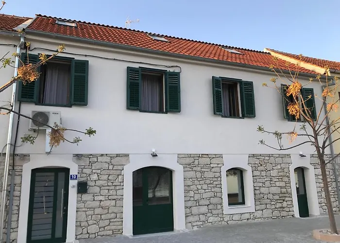 Tisno Central Apartments